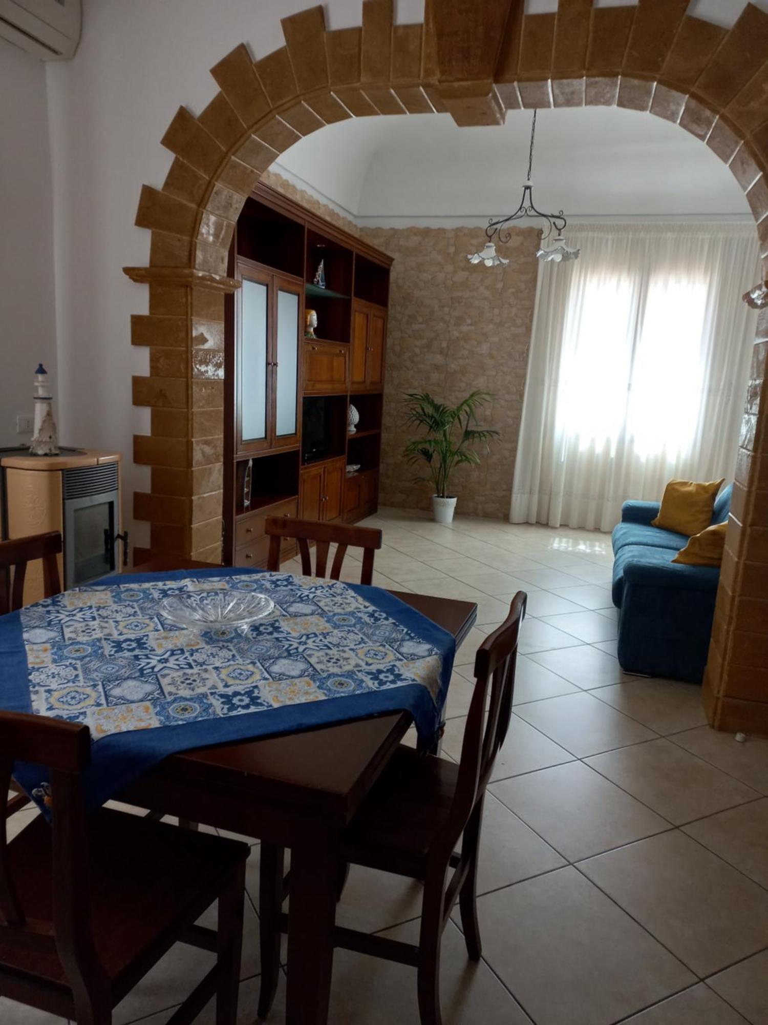 Casa Battiata Villa กุสโตนาชี ภายนอก รูปภาพ